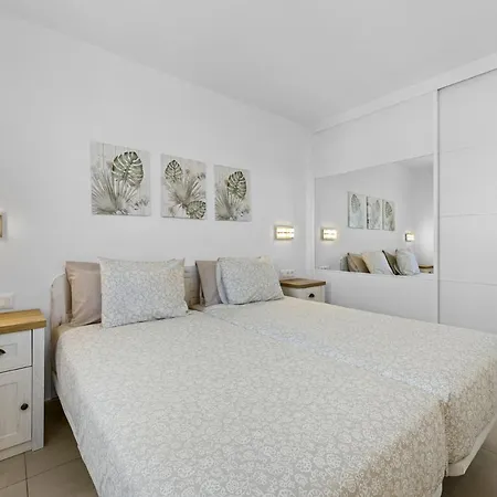아파트 Casahost Bastian Boutique I Seaview 코스타 테기세