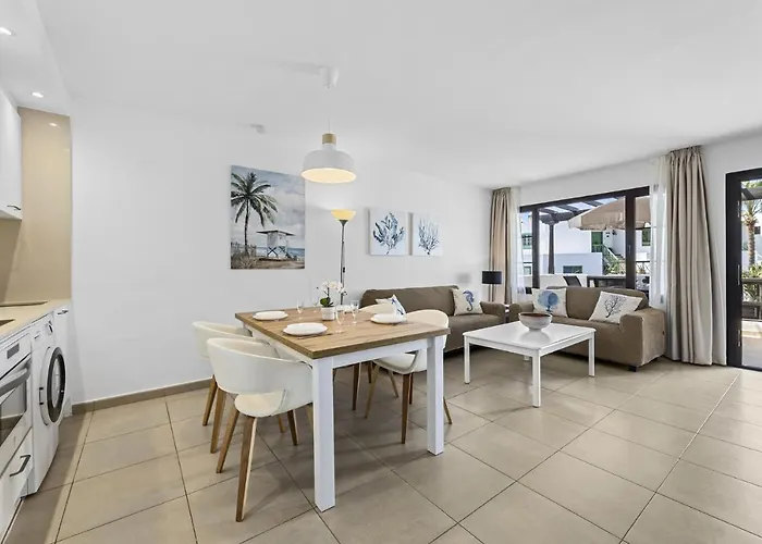 Casahost Bastian Boutique I Seaview 公寓 科斯塔特吉塞