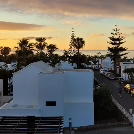 Casahost Bastian Boutique I Seaview דירה *