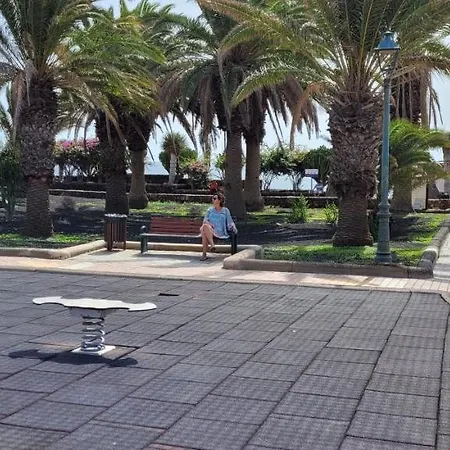 Apartamento Casahost Bastian Boutique I Seaview Costa Teguise